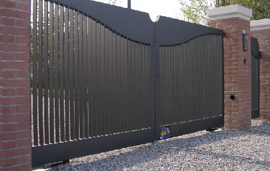 Купить новые ворота Абакан откатные в Новокуйбышевске по цене от 82665 руб